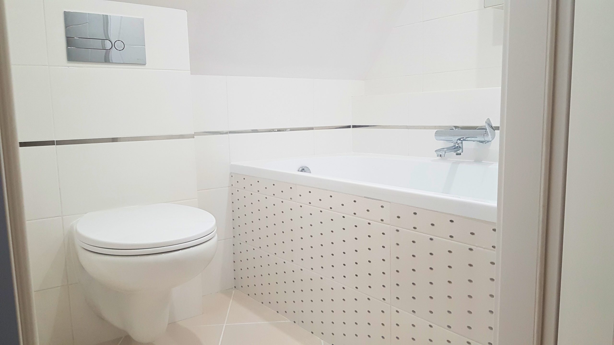 2328ba3e-a2ed-4ec8-bb25-ac176424ab1c